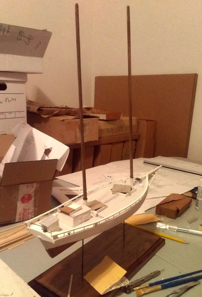 masts attached to model